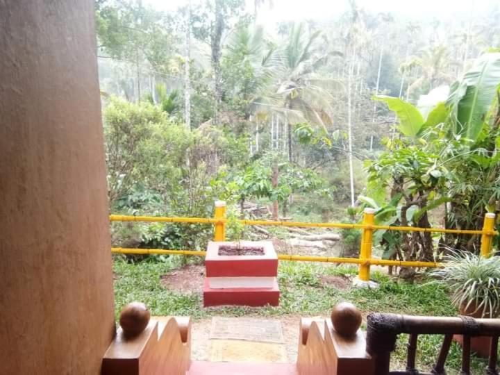 Kalidasa Tree House And Villa, Wayanad Chegāt Quarto foto